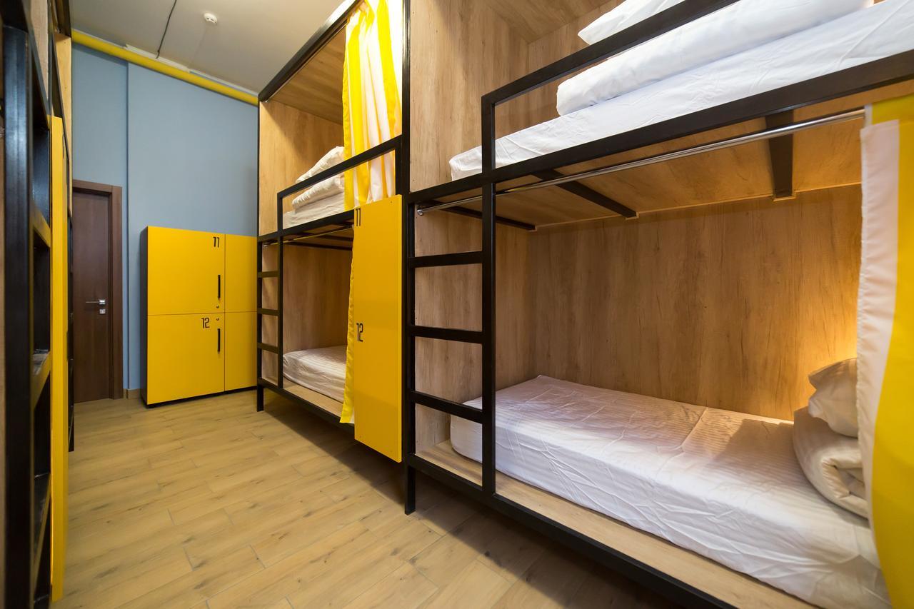 Hotel Bee Station 基輔 外观 照片