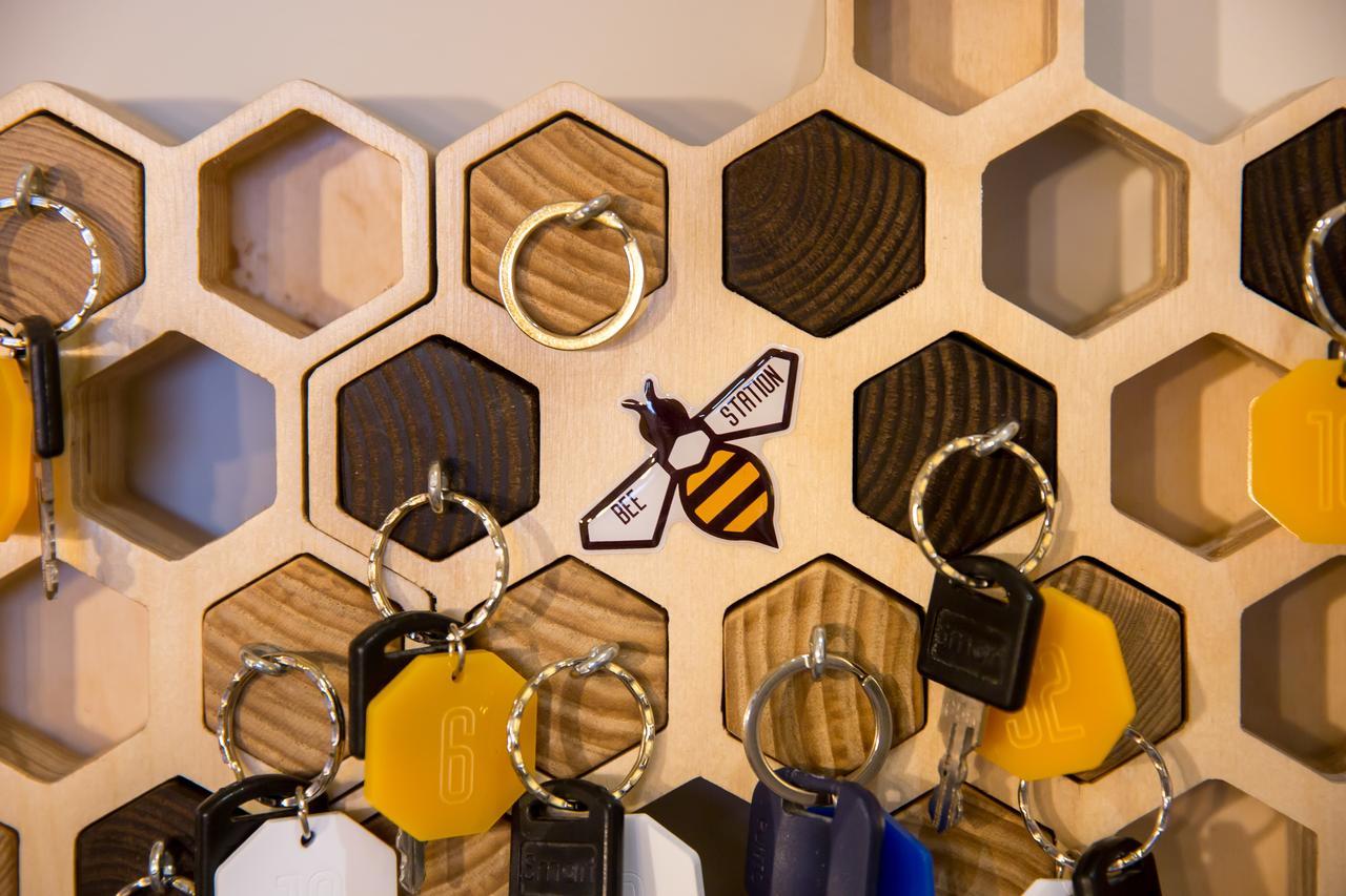 Hotel Bee Station 基輔 外观 照片