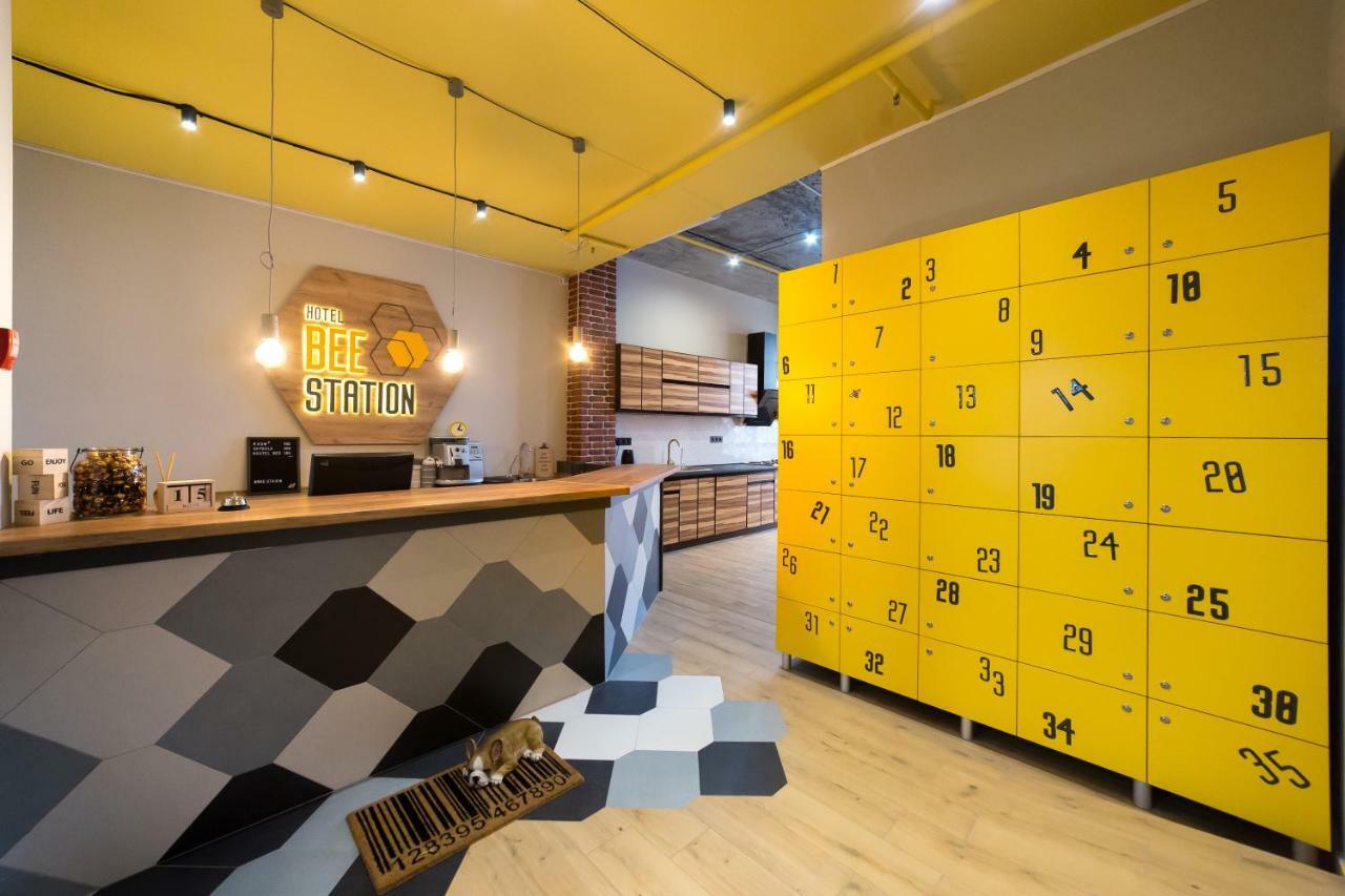 Hotel Bee Station 基輔 外观 照片